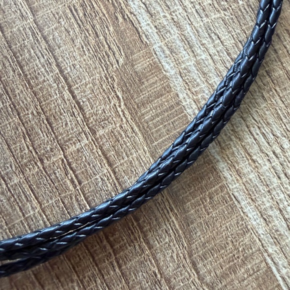 Silpada Brown Braided Necklace with  Silver Hammered Pendant - Picture 4 of 4